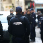 Έκλεψαν σακίδιο με τραπεζικές κάρτες και πιάστηκαν από την αστυνομία