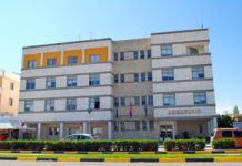 Τα θέλουν όλα δικά τους