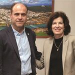 Επίσκεψη στην Άρτα από την πρέσβειρα Γαλλίας Laurence Auer – Συνομιλία με τον δήμαρχο για πολιτισμό και τουρισμό