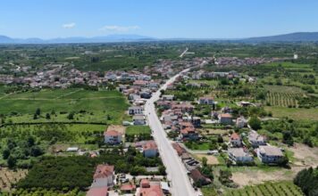 Κωστακιοί. Εγκλωβισμένοι στο ίδιο μας το χωριό!